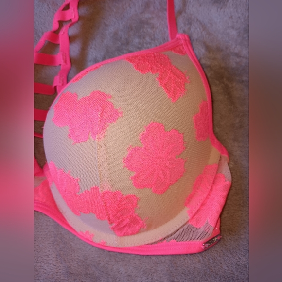 PINK Victoria's Secret Hot Pink Floral Bra. Size 34C. - Picture 2 of 8